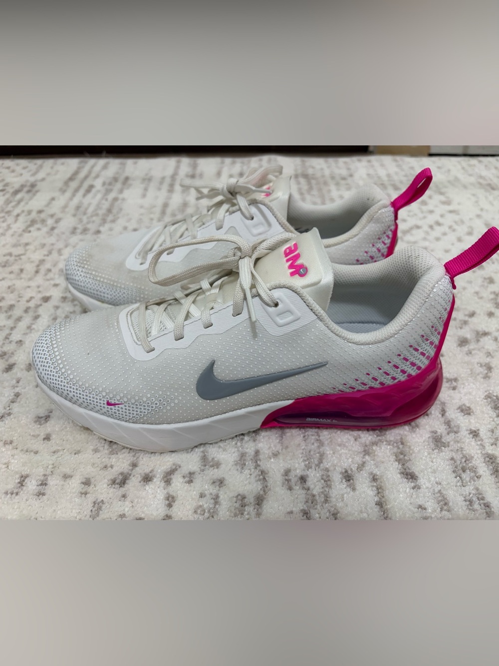 Nike Air Max Phoenix Youth size 7